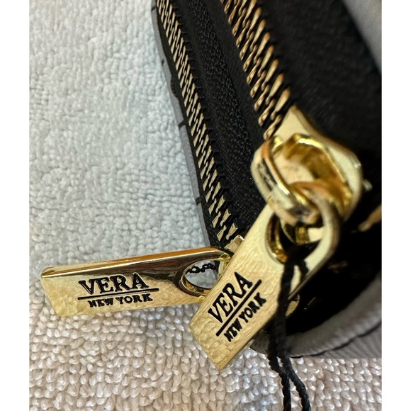Vera New York Crossbody Wallet, NWT - Picture 6 of 12